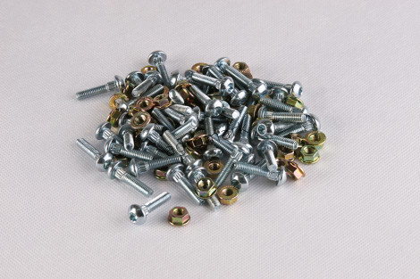 ZESTAW ŚRUB.M6X28 TORX (około 50szt.)
