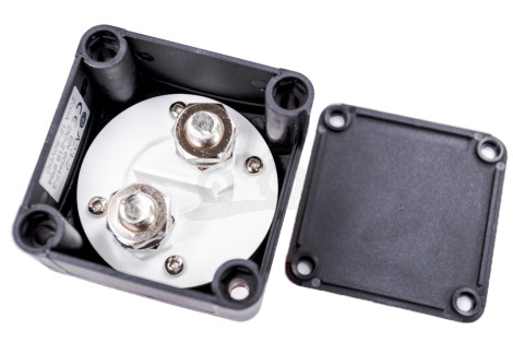Wyłącznik/Odłącznik prądu uniwersalny 12-50V 200A HC CARGO 181614