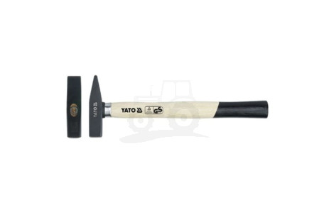 Młotek ślusarski 200g